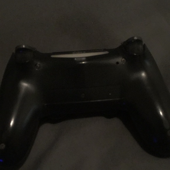 Ps4 controller - Picture 3 of 4